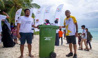 Maldives Olympic Committee also known as CGA Maldives donates Dustbin to Haa Dhaalhu Nolivaranfaru.