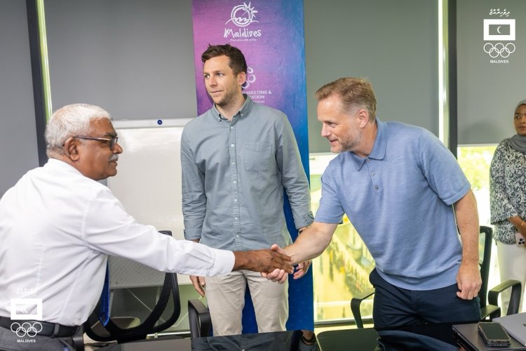 Maldives Olympic Committee and MMPRC Engage in Strategic Dialogue with LFC x Visit Maldives Partnership Representatives